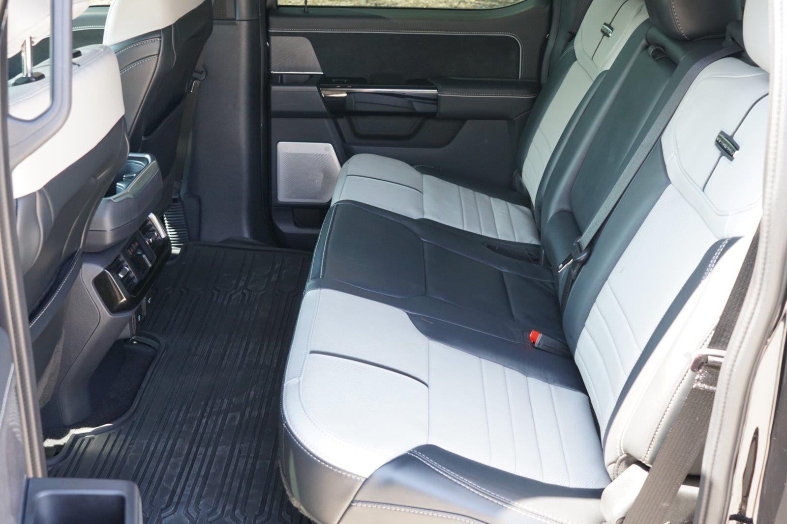 2023 Ford F-150 Lightning Platinum
