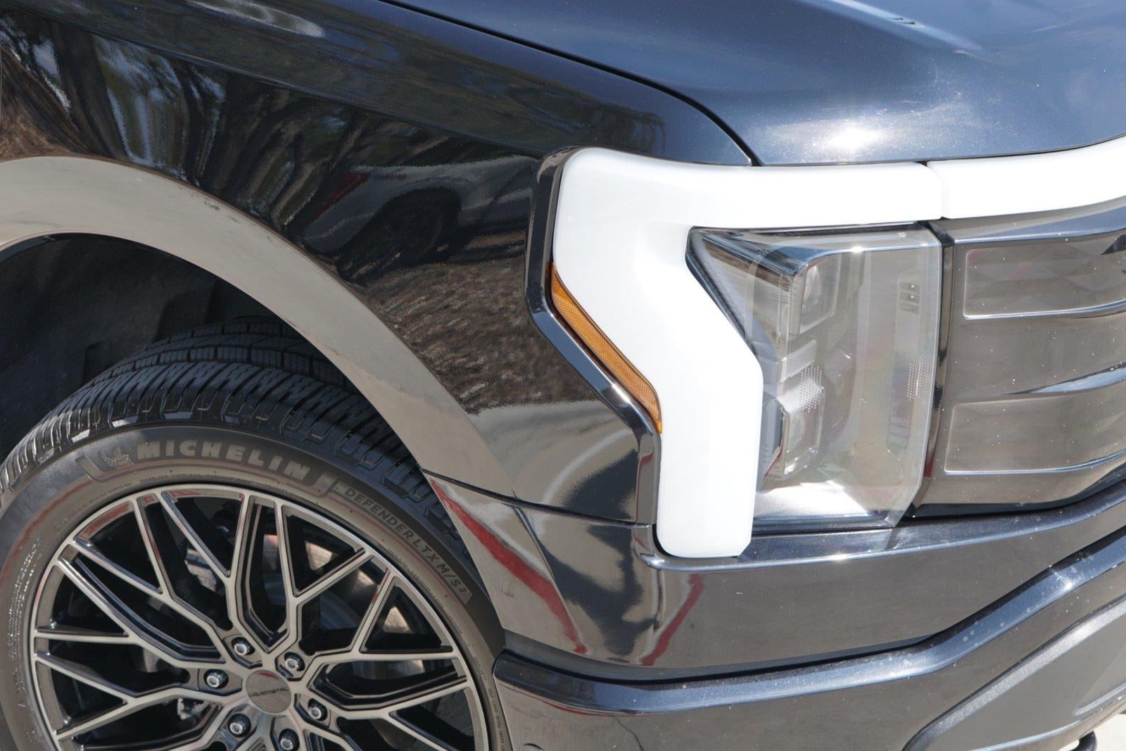 2023 Ford F-150 Lightning Platinum
