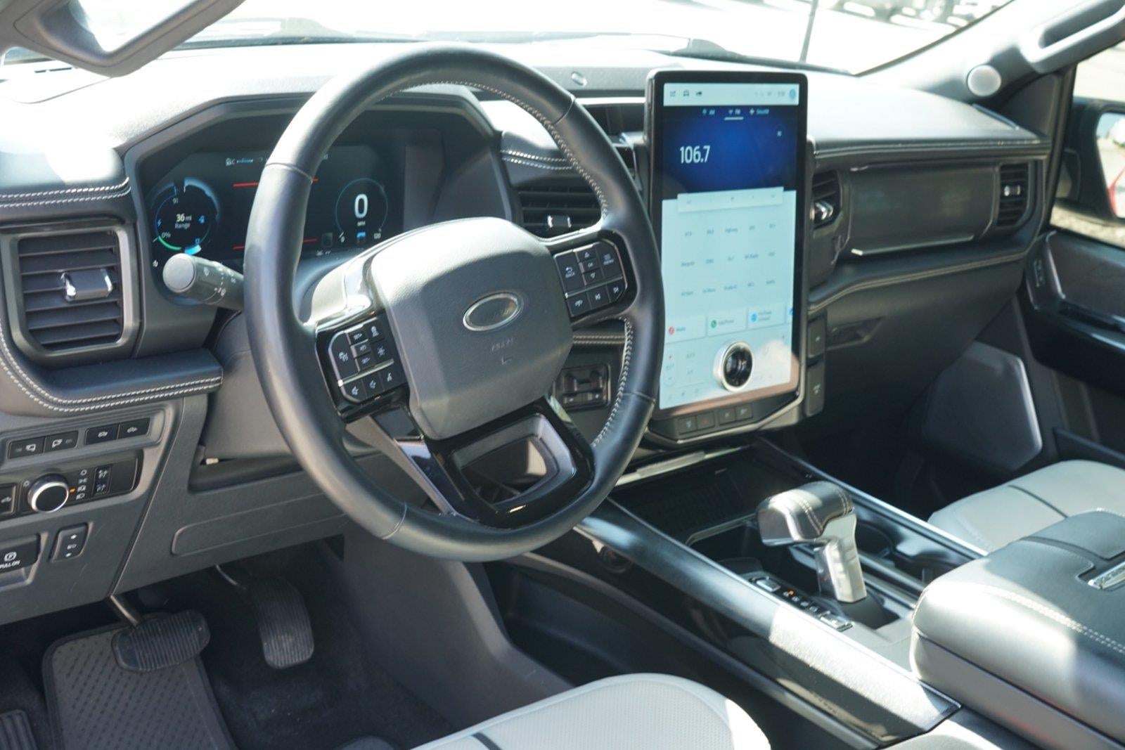 2023 Ford F-150 Lightning Platinum