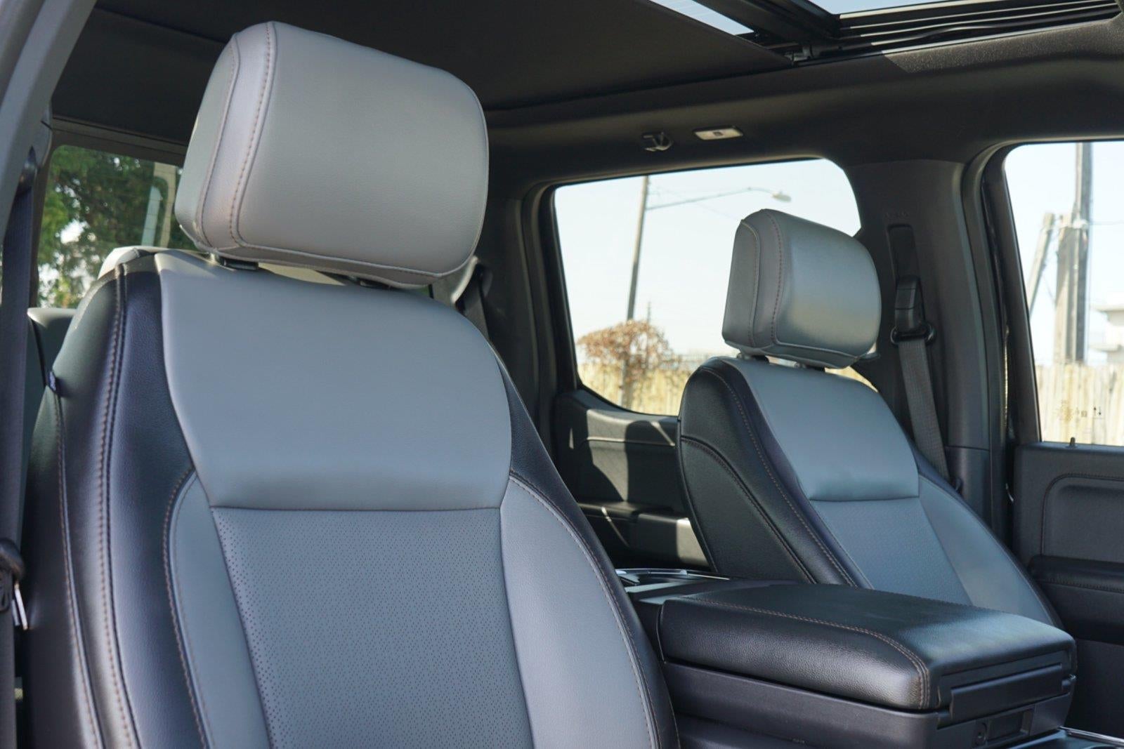 2024 Ford F-150 Lightning Lariat