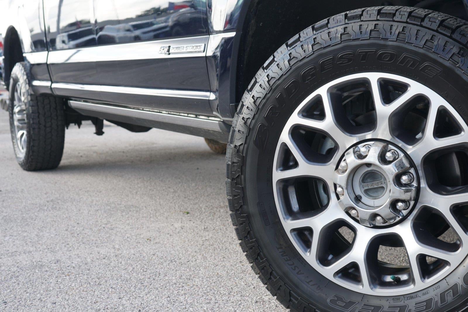 2022 Ford Super Duty F-250 Lariat