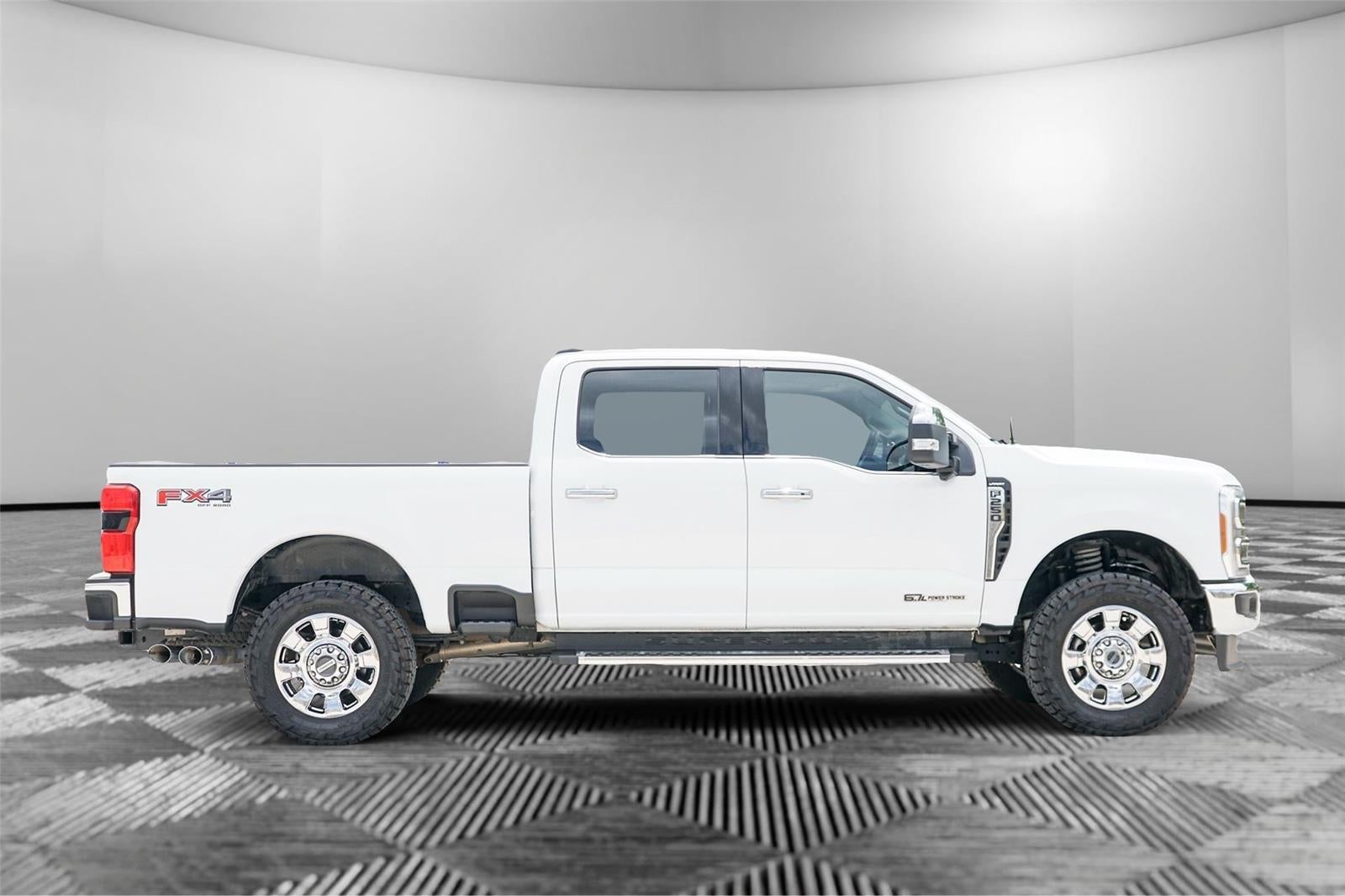 2023 Ford Super Duty F-250 Lariat