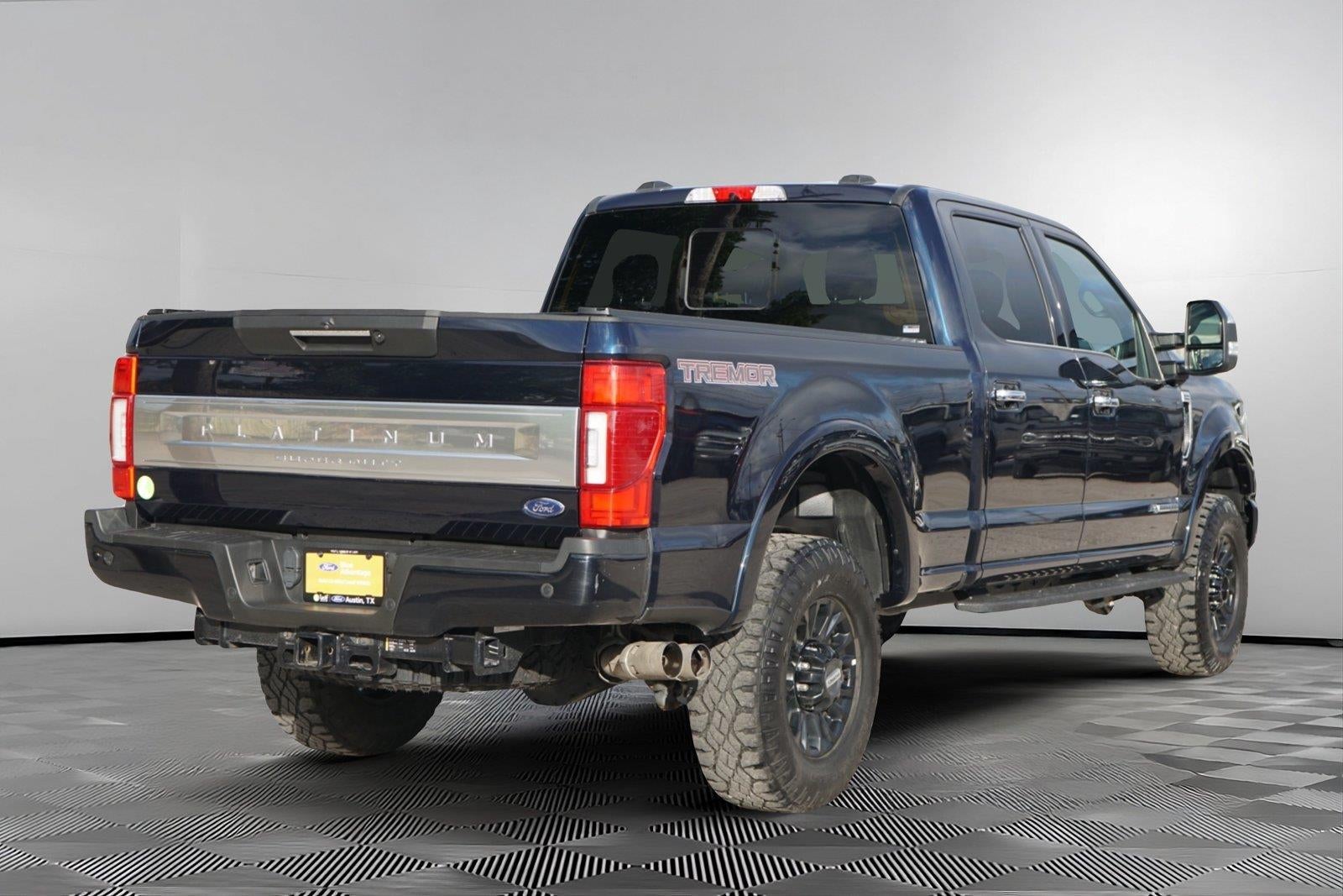 2022 Ford Super Duty F-350 Platinum