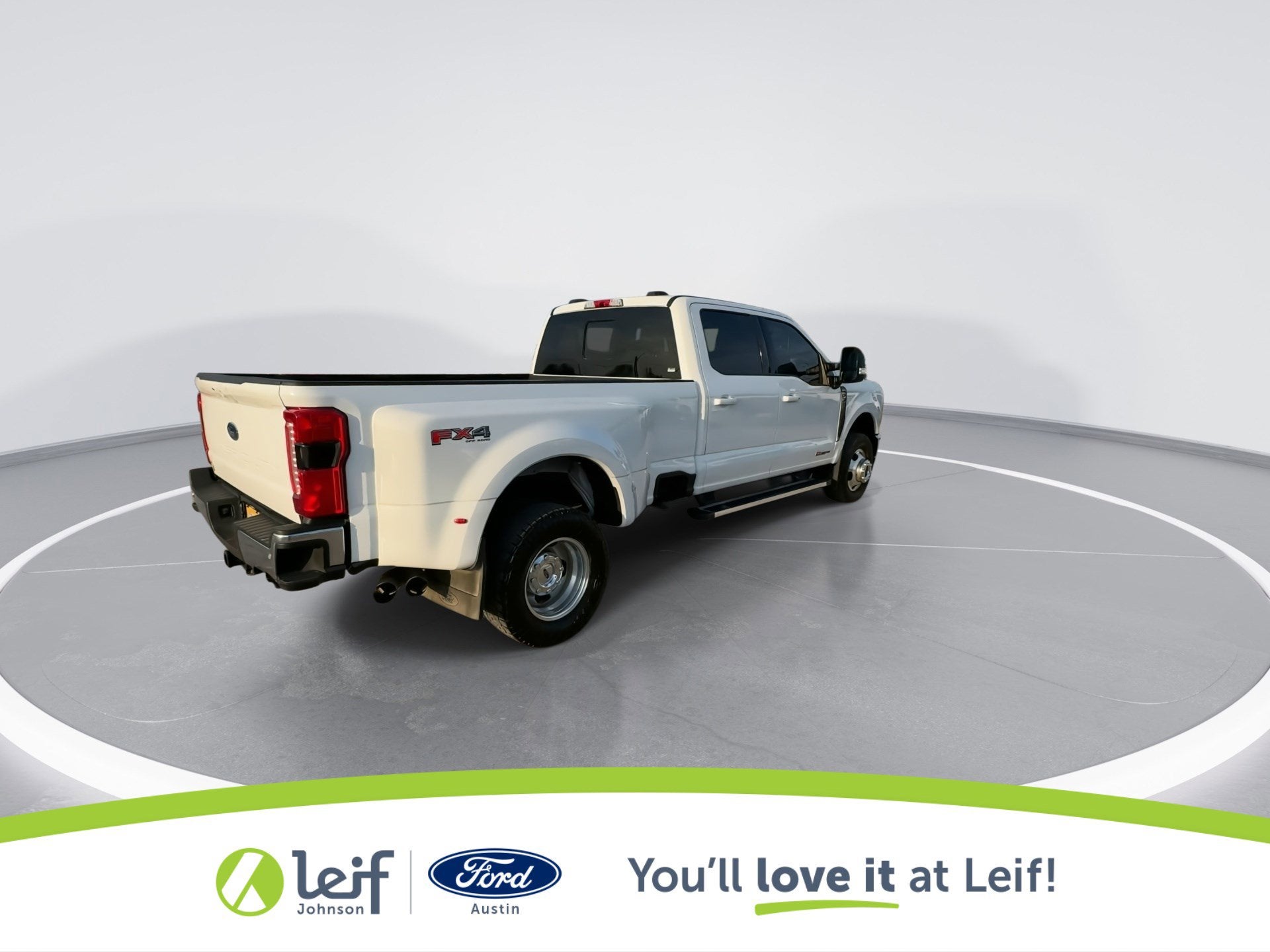 2024 Ford Super Duty F-350 Lariat