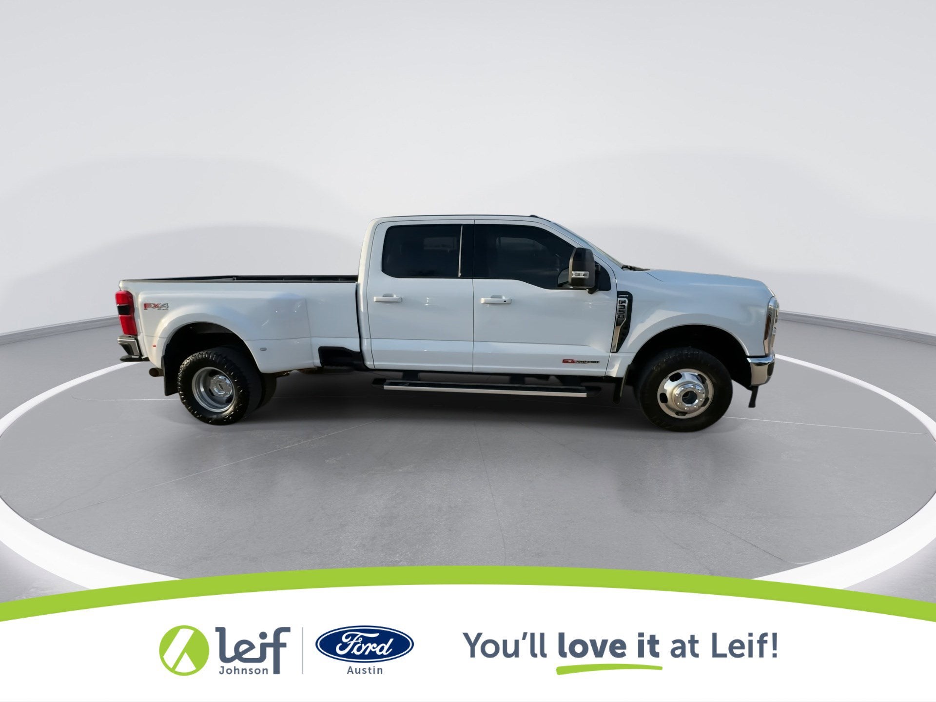 2024 Ford Super Duty F-350 Lariat