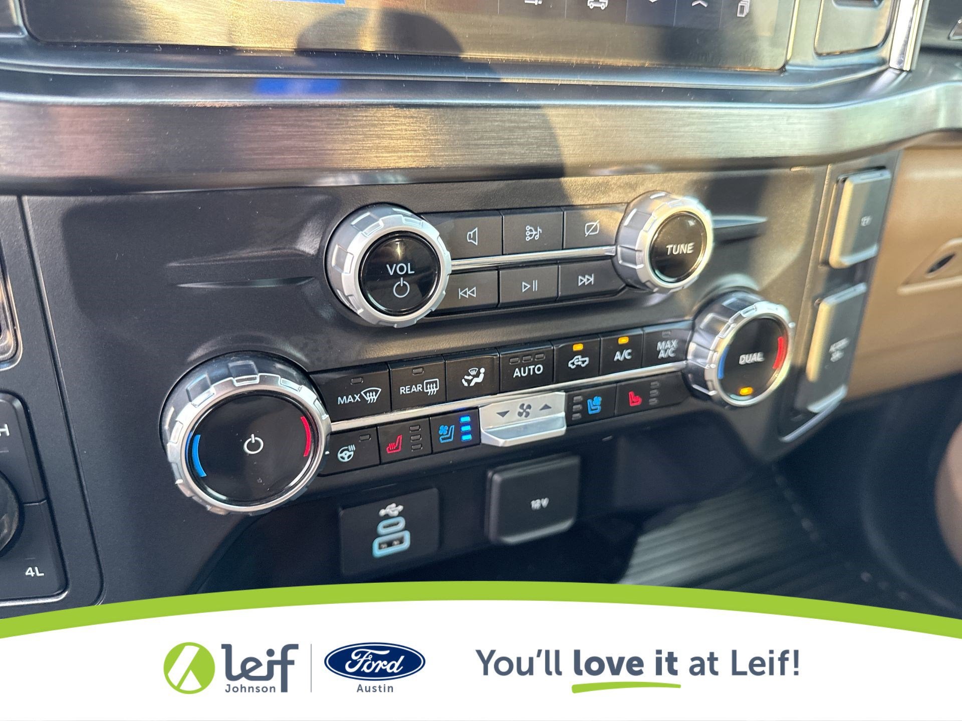 2024 Ford Super Duty F-350 Lariat