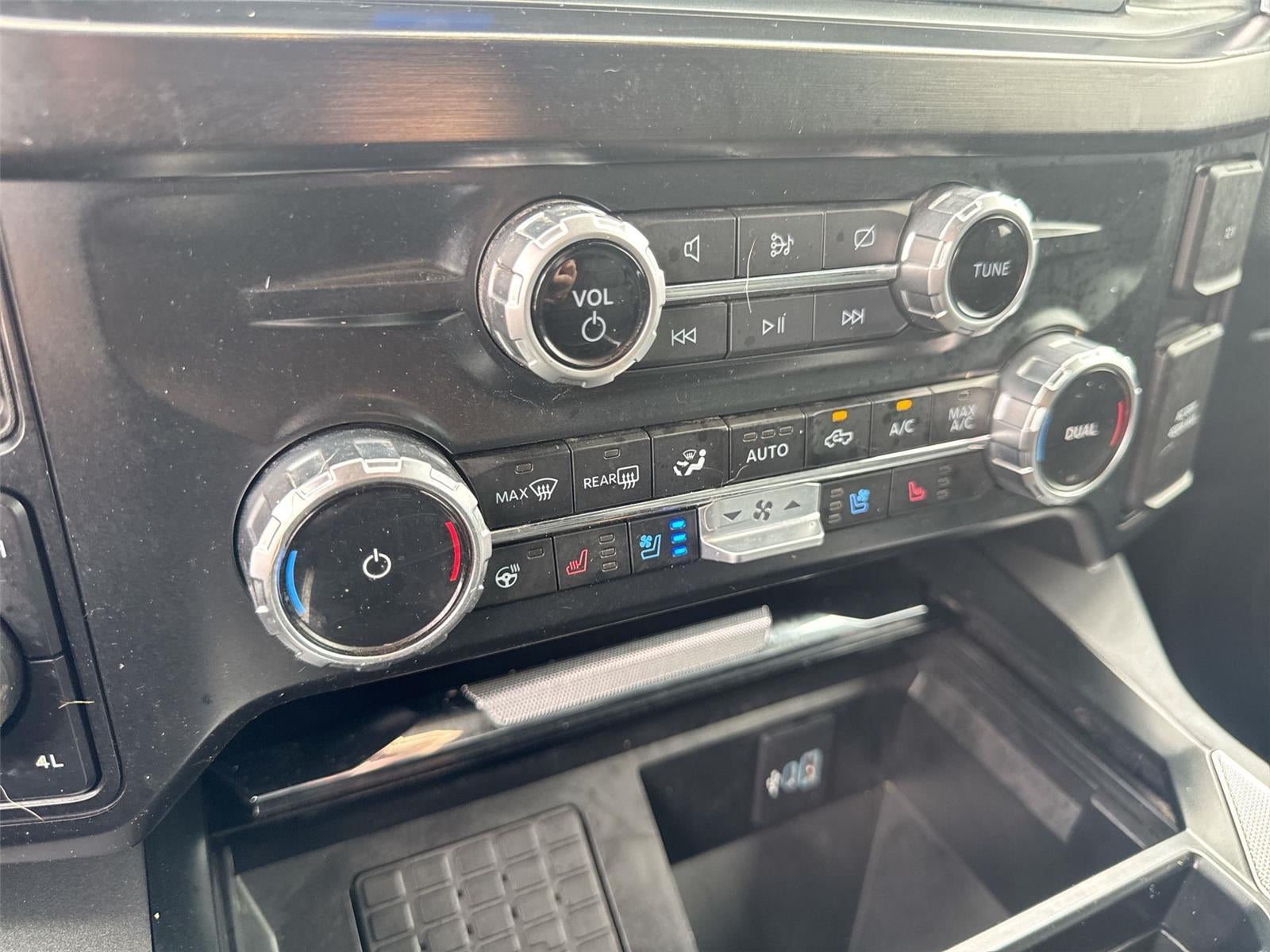 2023 Ford Super Duty F-450 Lariat