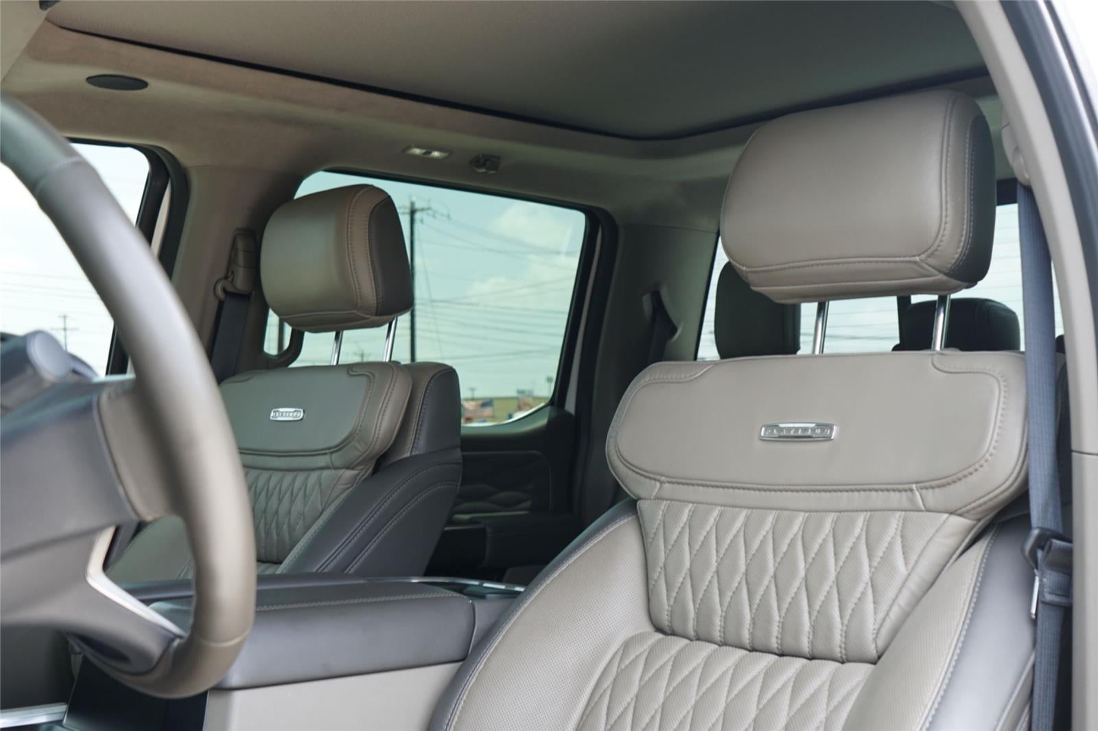 2025 Ford Super Duty F-450 Platinum