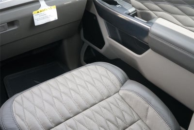 2025 Ford Super Duty F-450 Platinum