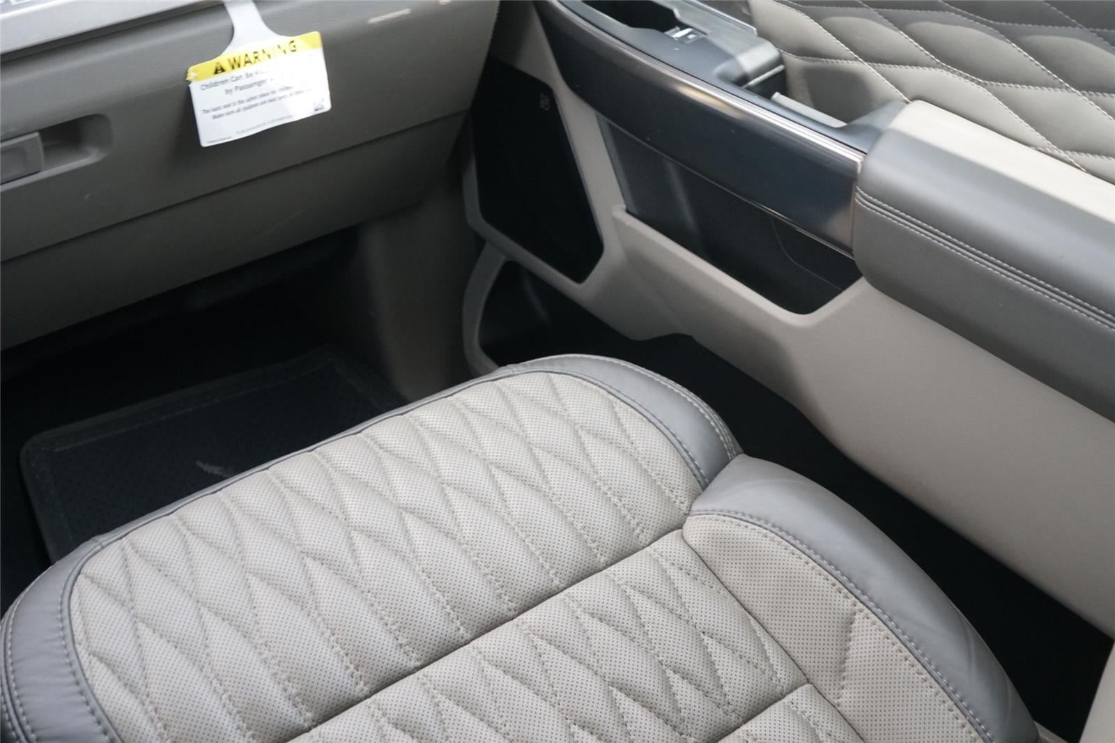 2025 Ford Super Duty F-450 Platinum