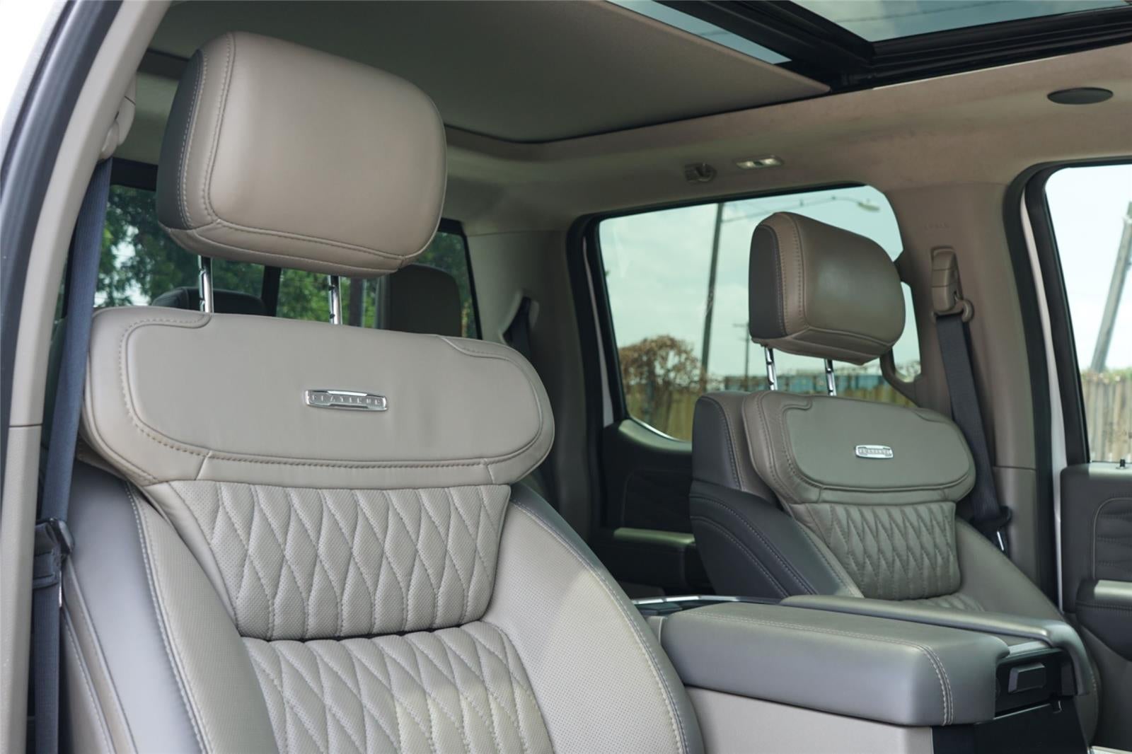 2025 Ford Super Duty F-450 Platinum