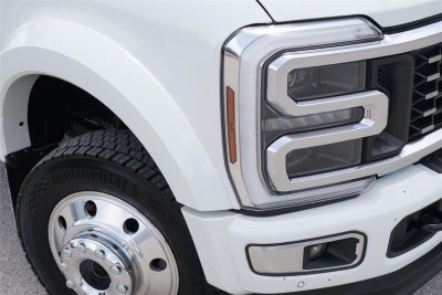 2025 Ford Super Duty F-450 Platinum