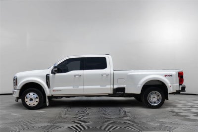 2025 Ford Super Duty F-450 Platinum