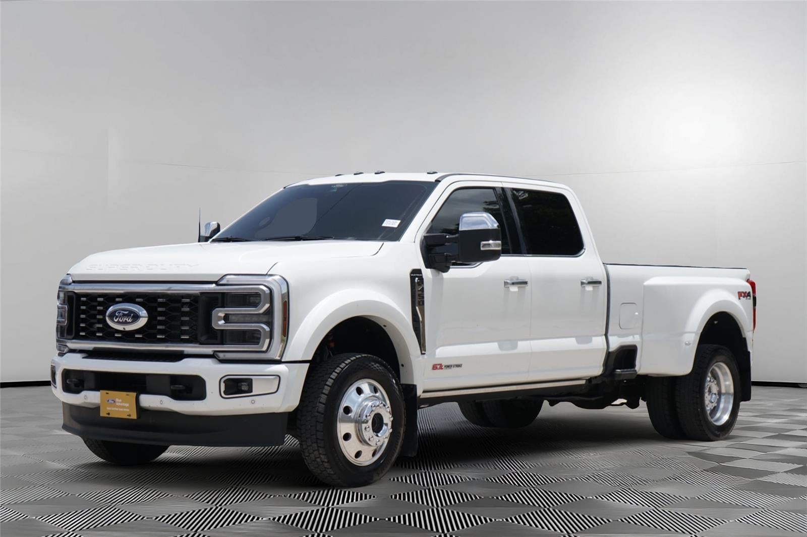 2025 Ford Super Duty F-450 Platinum