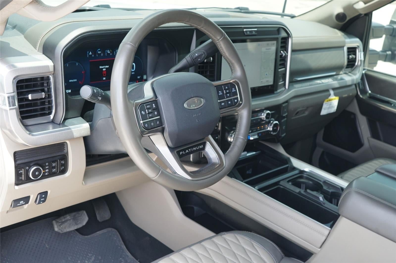 2025 Ford Super Duty F-450 Platinum