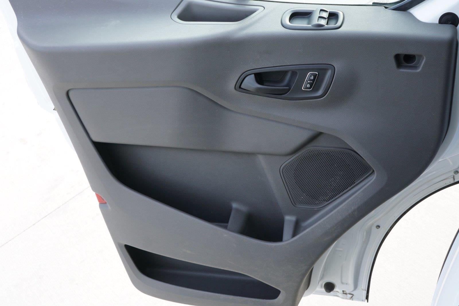 2025 Ford Transit 250