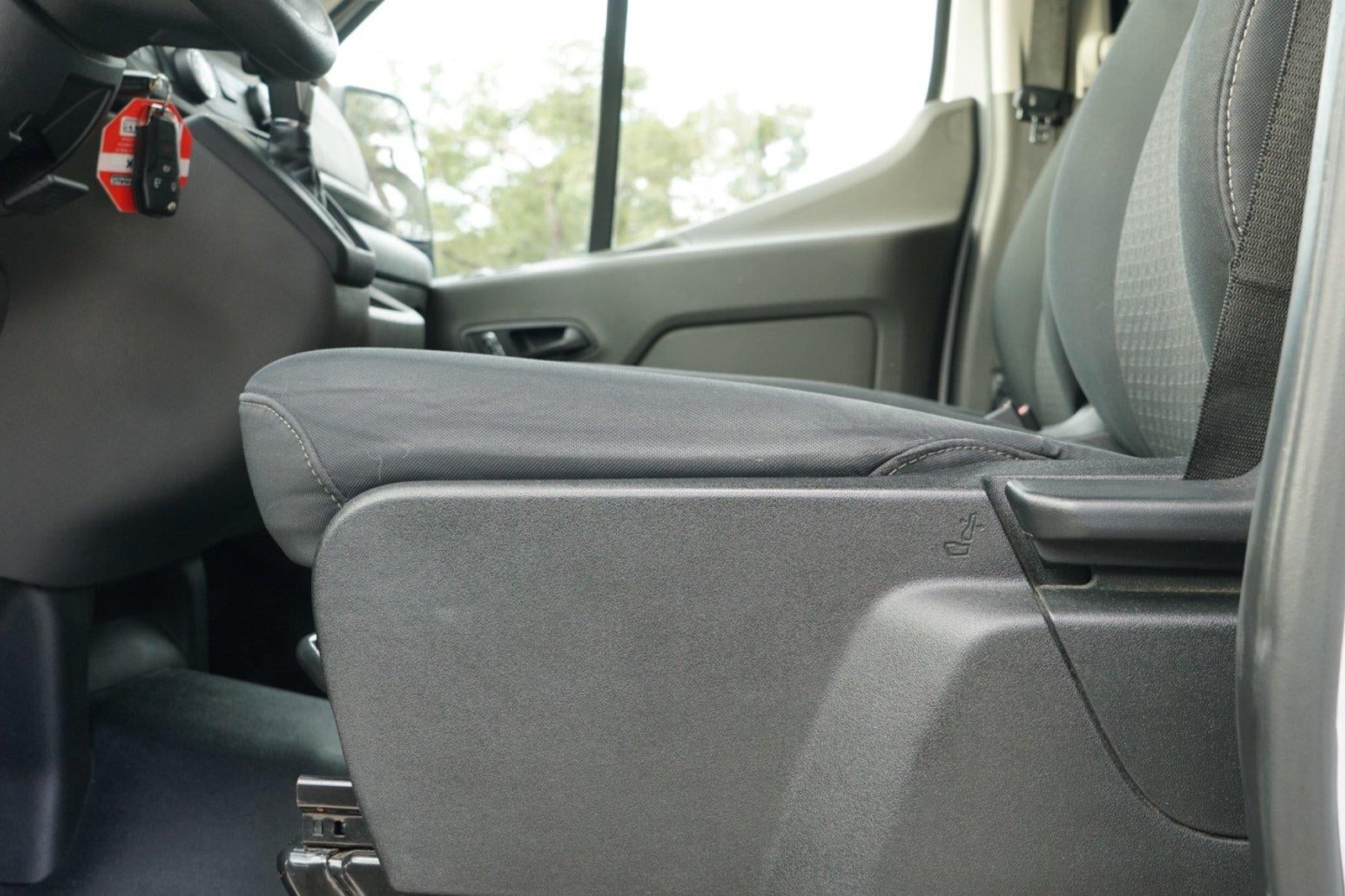 2025 Ford Transit 250