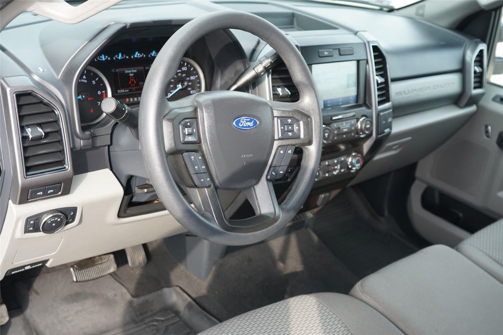 2022 Ford Super Duty F-350 Base