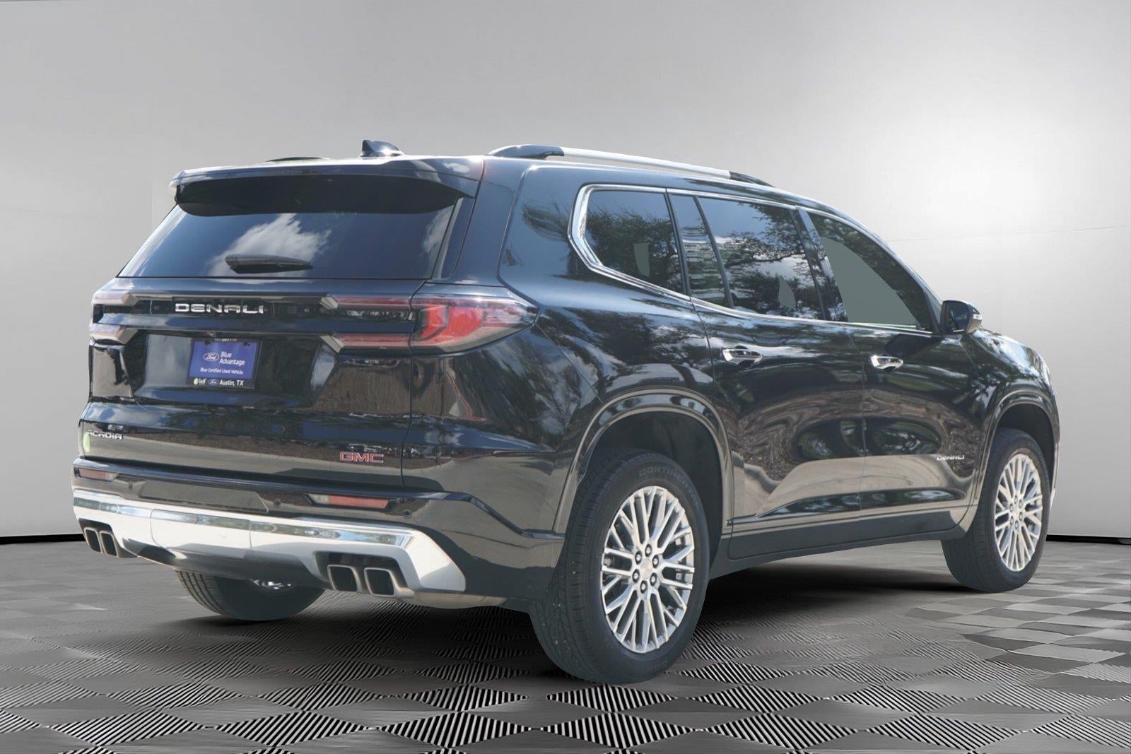 2025 GMC Acadia FWD Denali