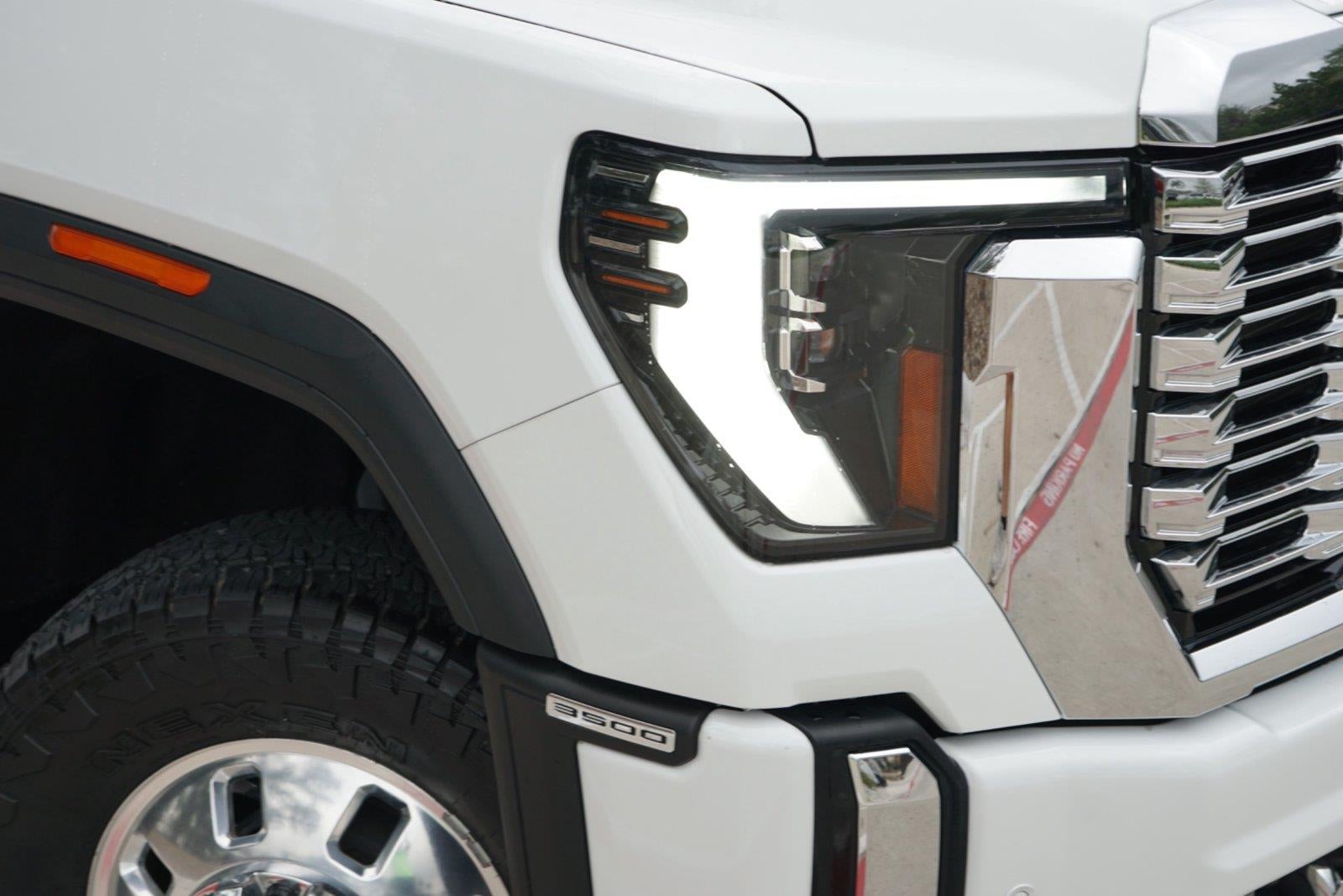 2024 GMC Sierra 3500HD Denali