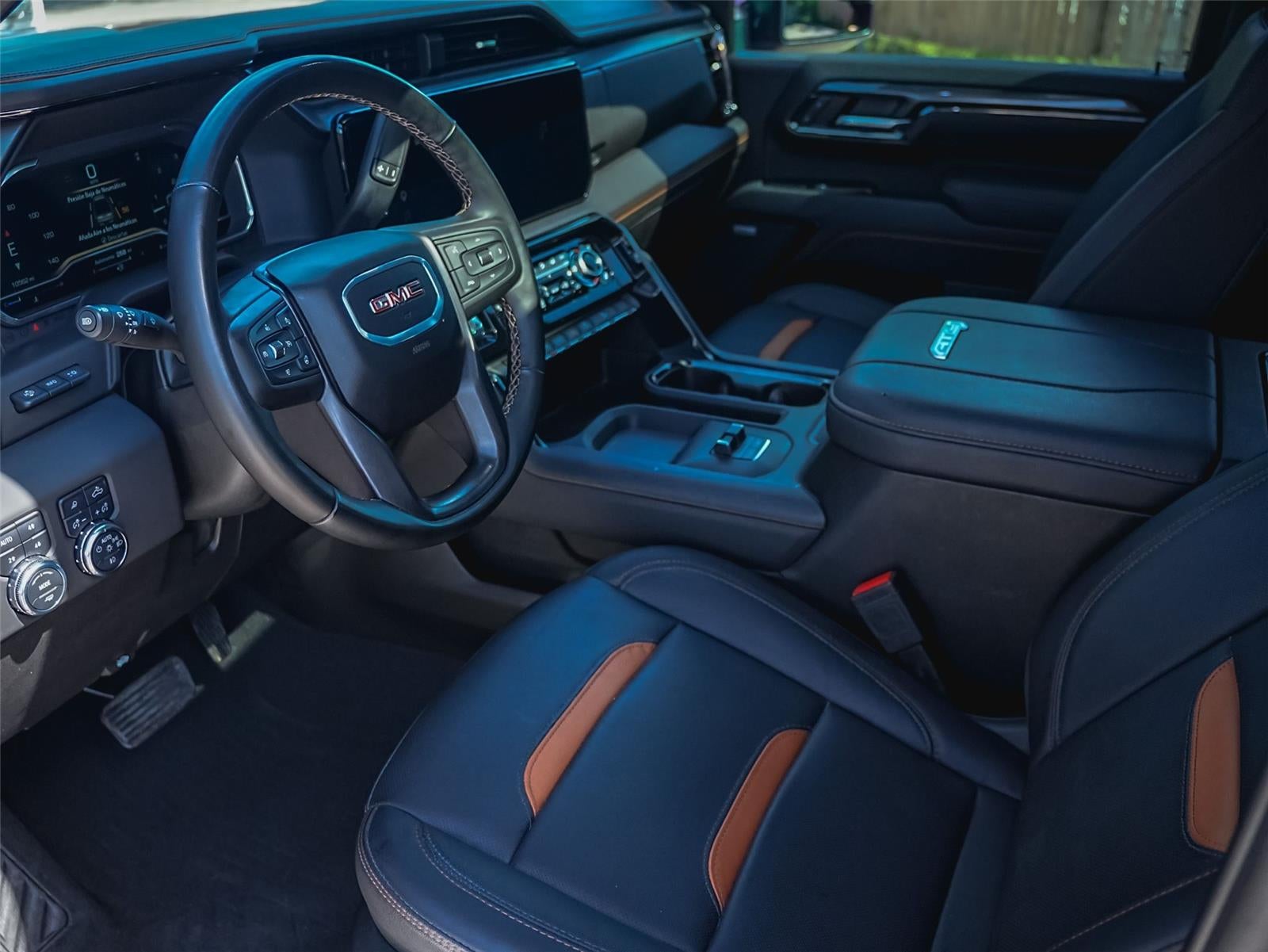 2025 GMC Sierra 2500HD AT4