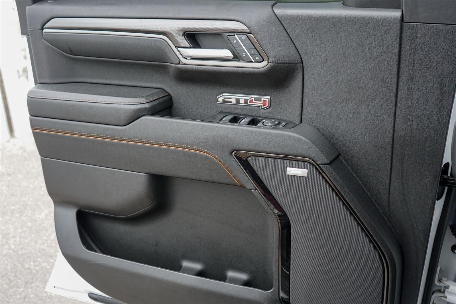 2023 GMC Sierra 1500 AT4