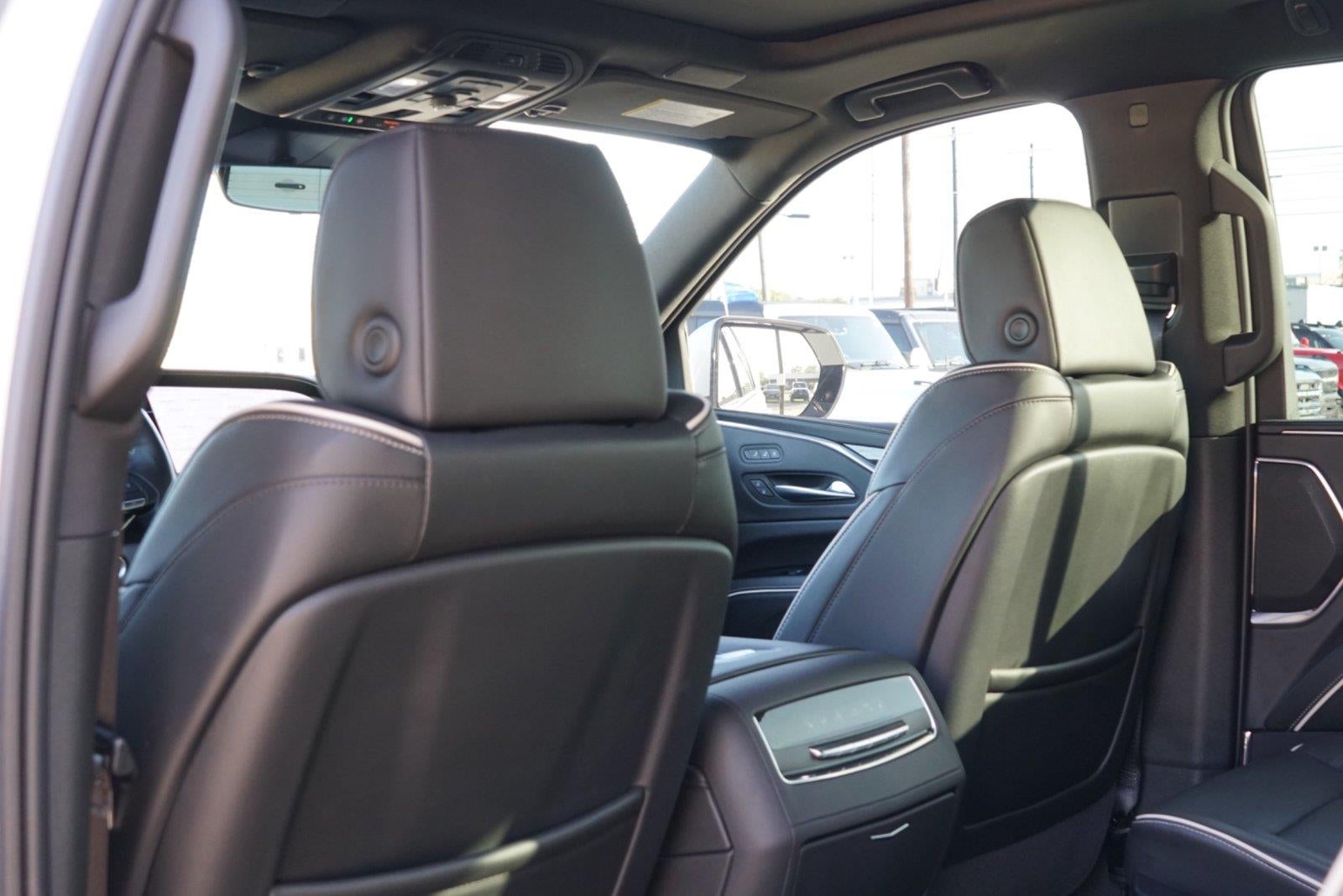 2023 Cadillac Escalade 4WD Sport