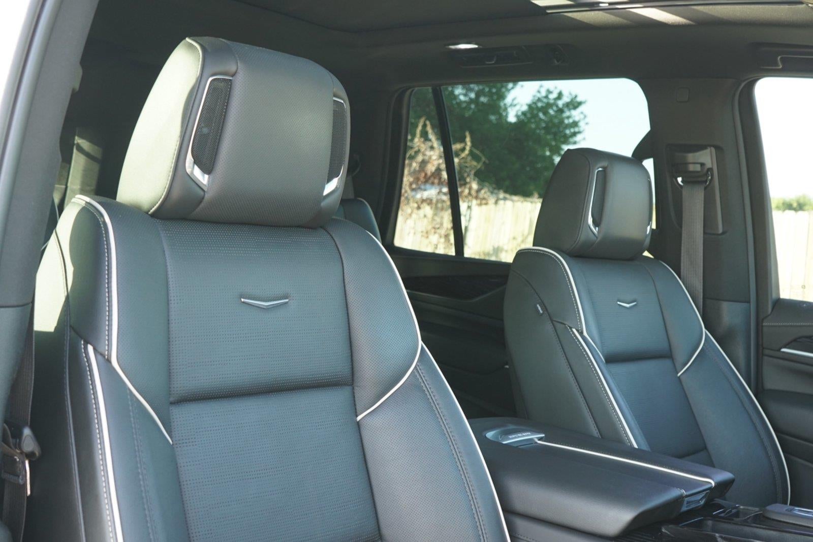 2023 Cadillac Escalade 4WD Sport