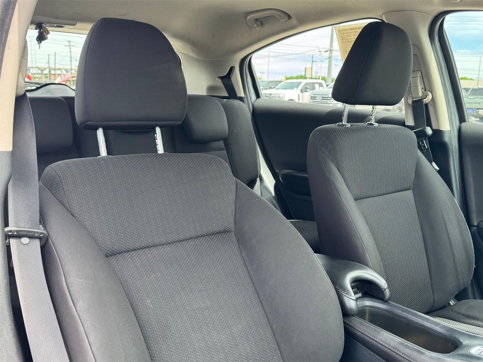 2017 Honda HR-V LX