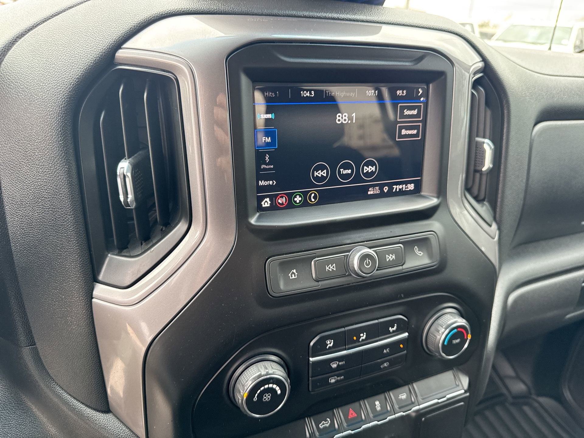 2020 Chevrolet Silverado 1500 Custom