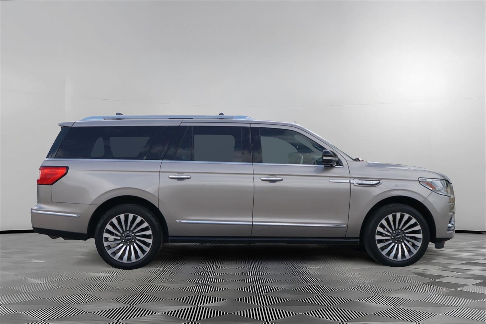 2019 Lincoln Navigator L Reserve