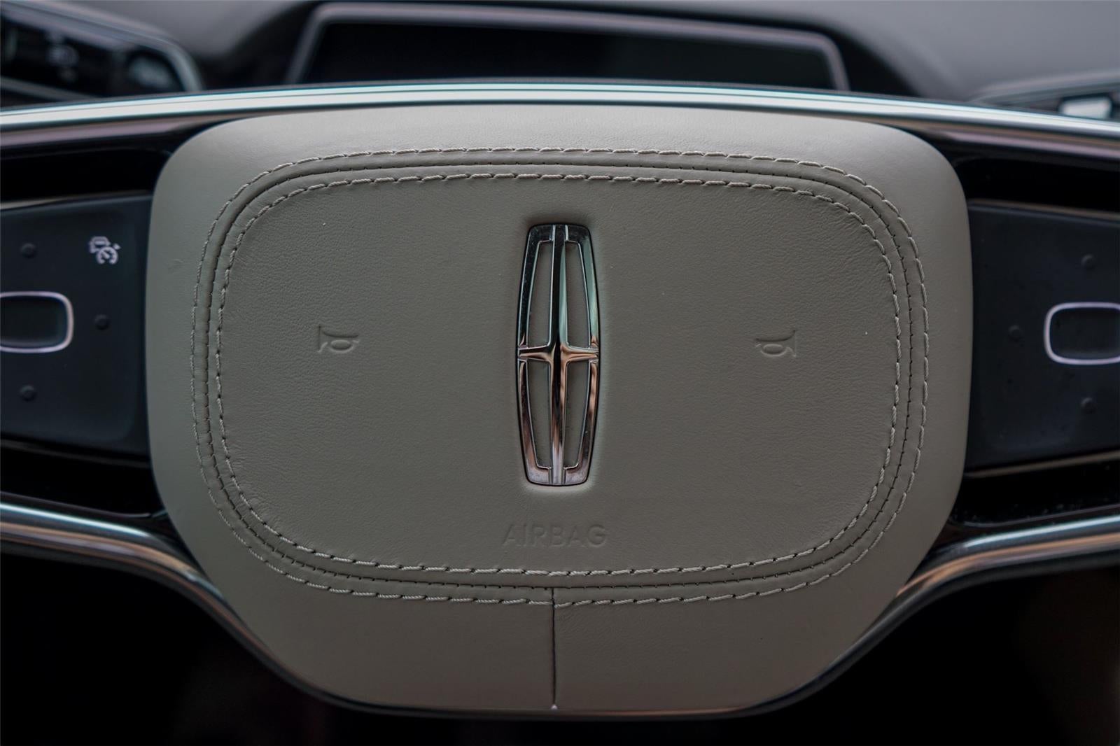 2025 Lincoln Nautilus Reserve