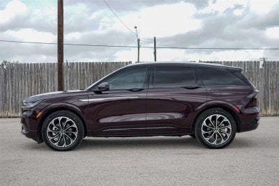 2025 Lincoln Nautilus Reserve