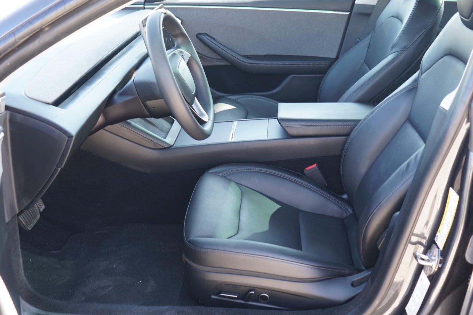 2024 Tesla MODEL 3 Base