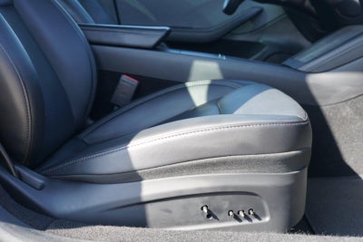 2024 Tesla MODEL 3 Base