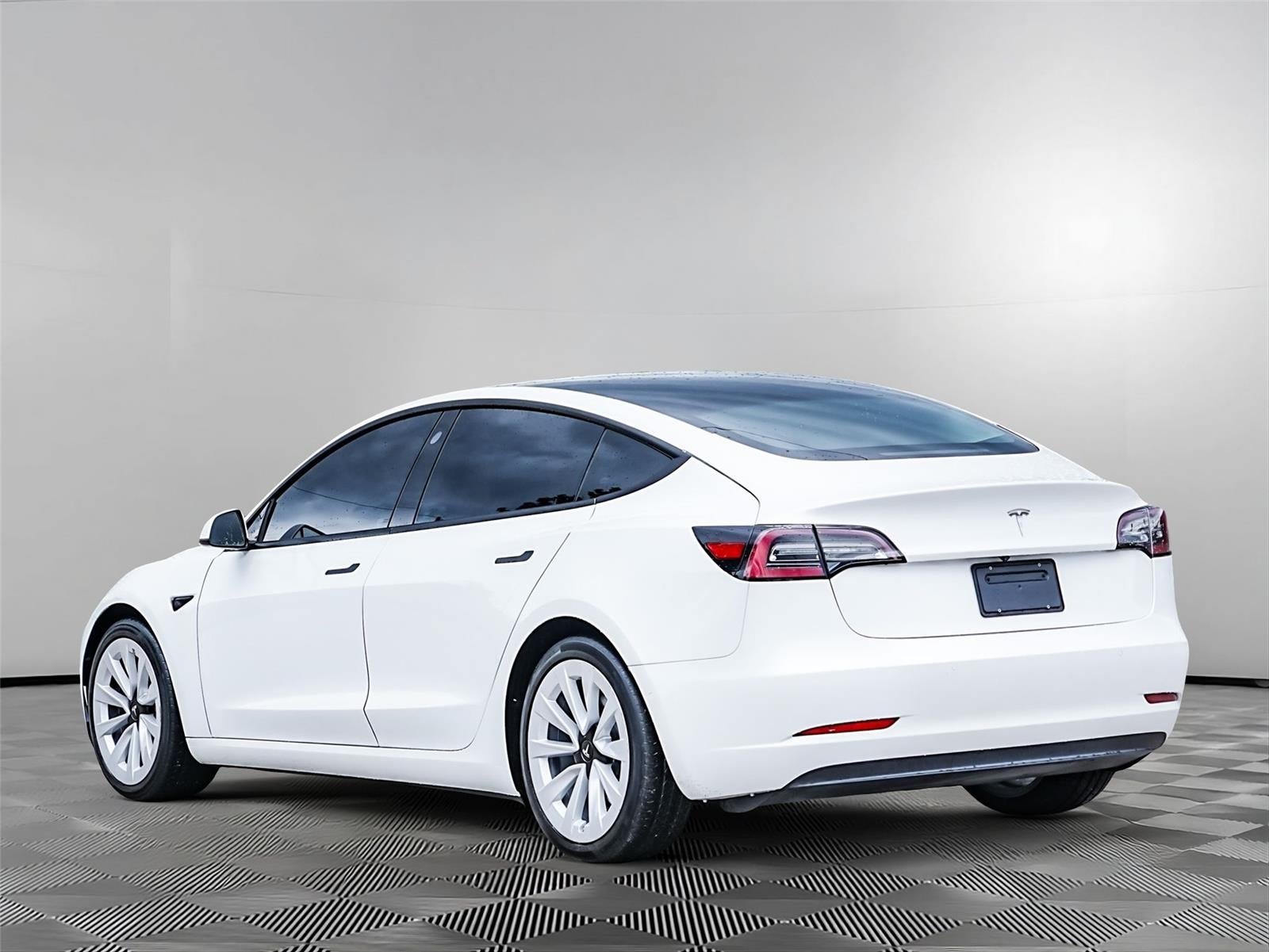 2021 Tesla Model 3 Standard Range Plus