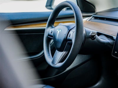 2023 Tesla Model 3 Base