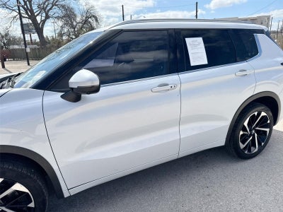 2022 Mitsubishi Outlander SEL