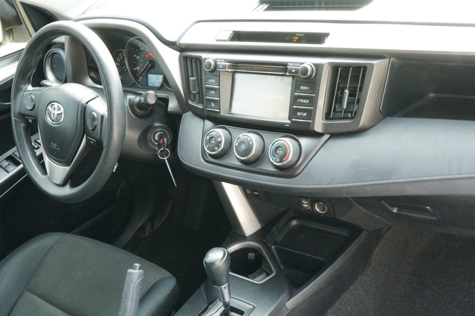 2016 Toyota RAV4 LE