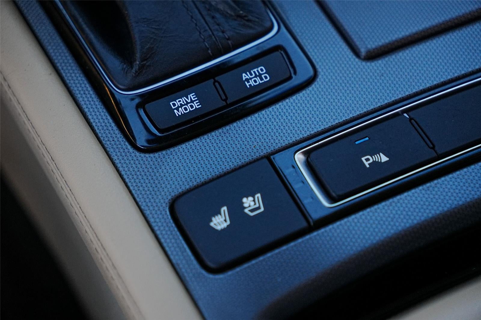 2015 Hyundai Genesis 5.0L