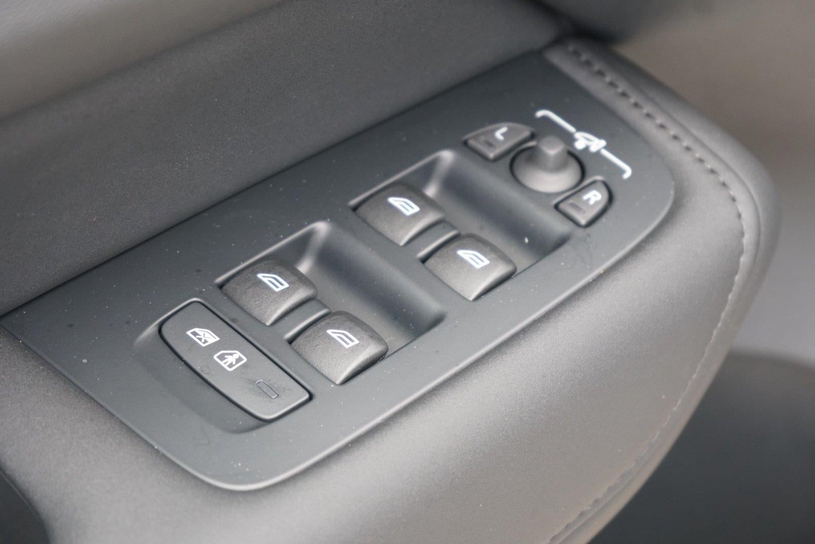 2026 Volvo XC60 Ultra