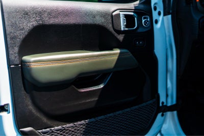 2025 Jeep Gladiator Mojave X