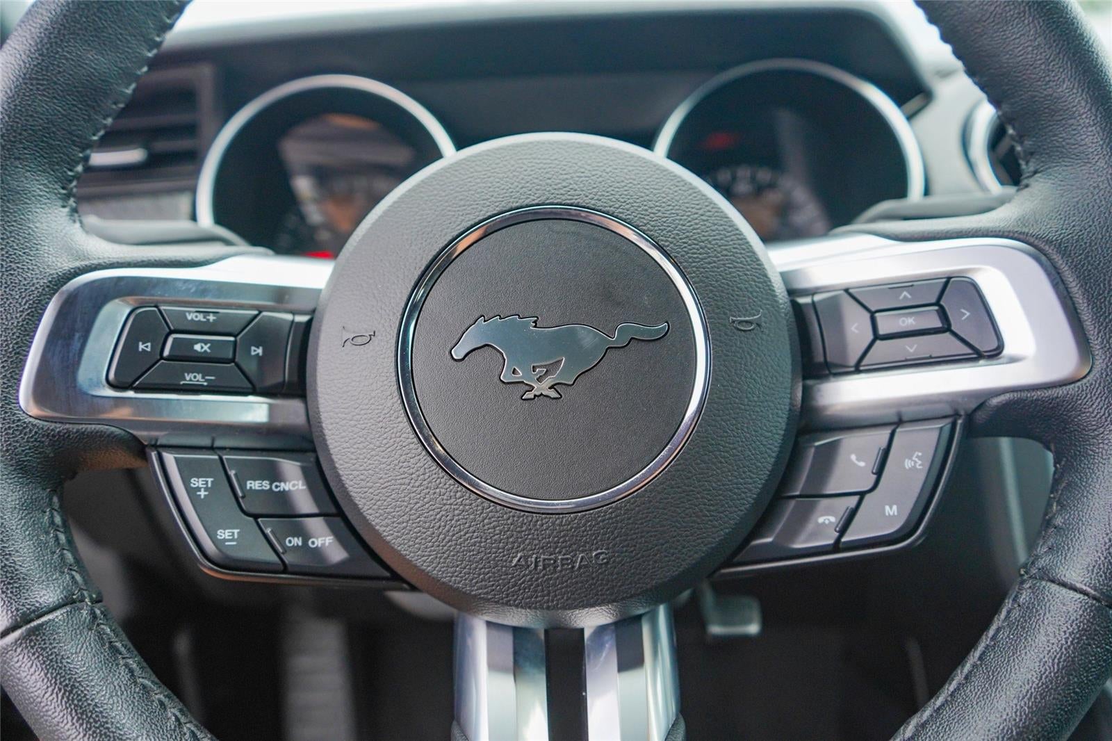 2022 Ford Mustang EcoBoost