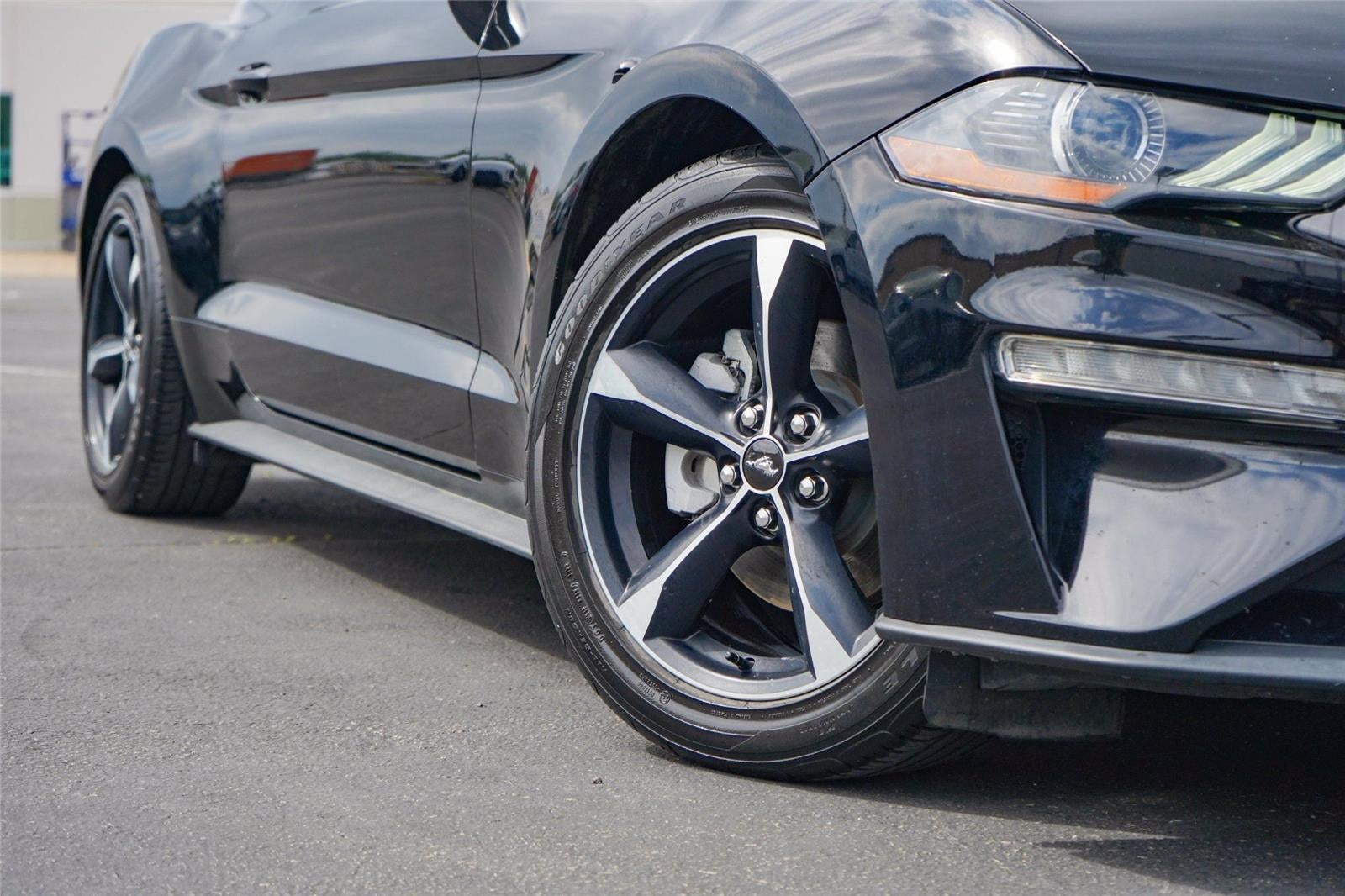 2022 Ford Mustang EcoBoost