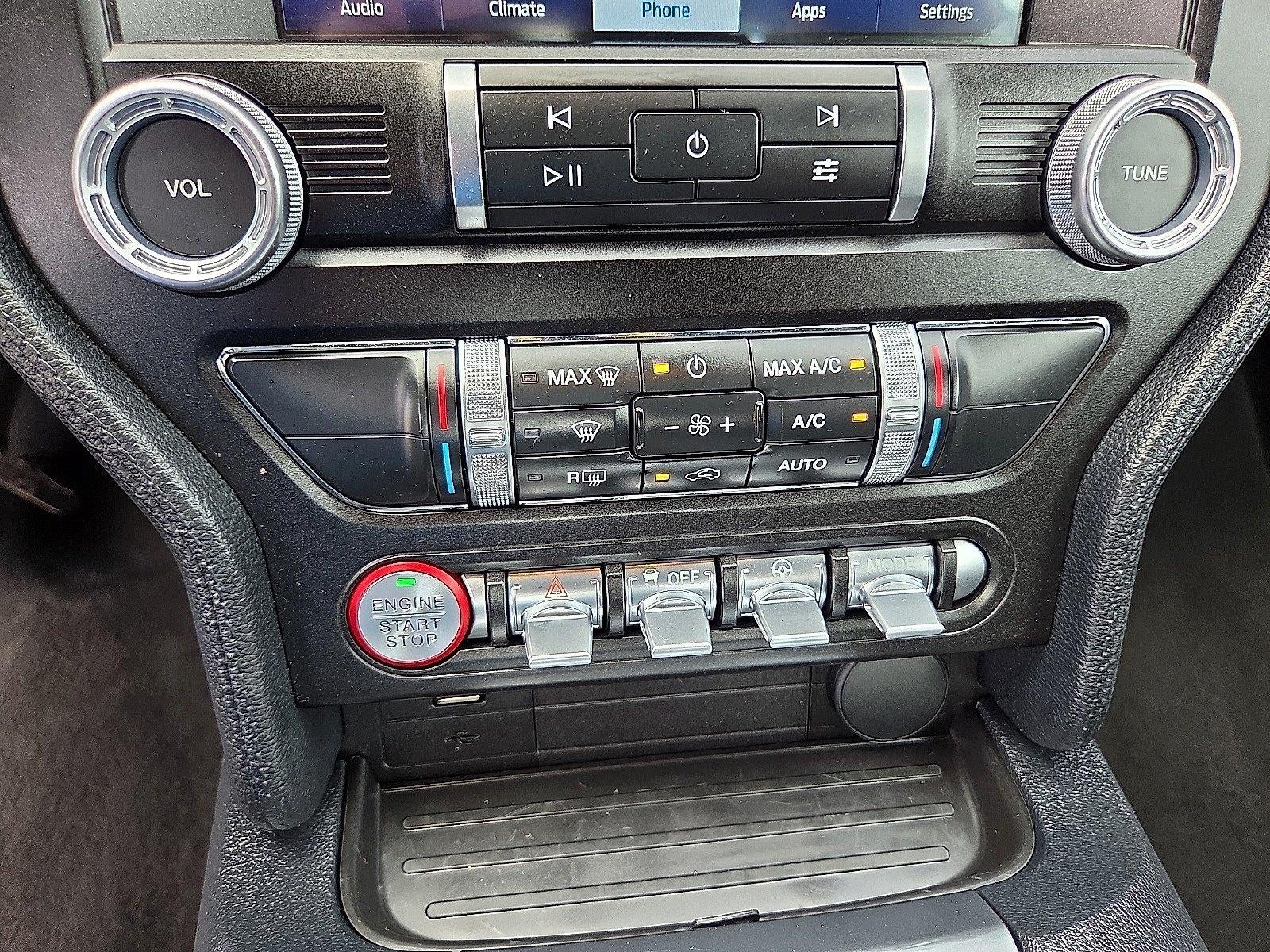 2021 Ford Mustang EcoBoost
