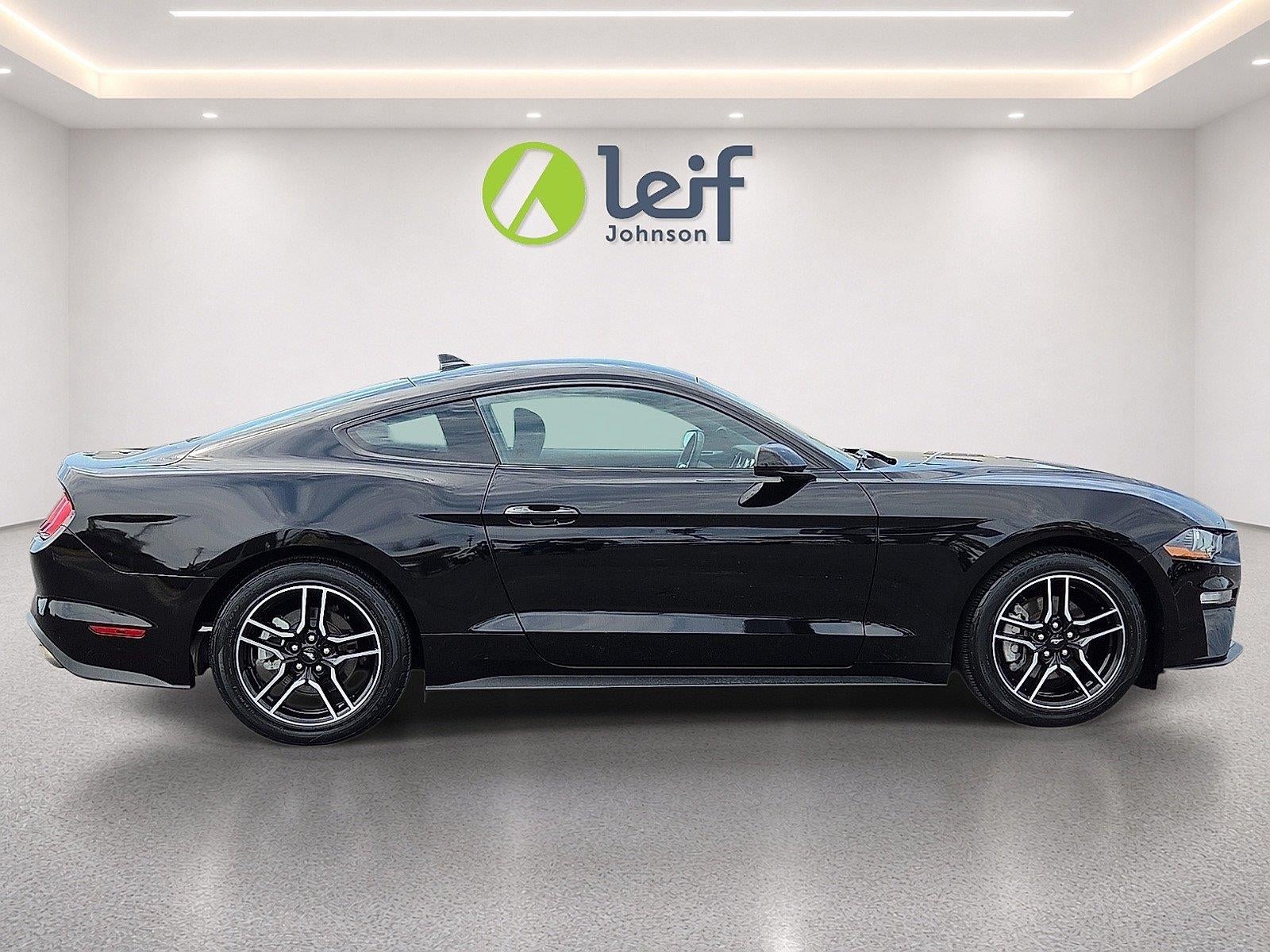 2021 Ford Mustang EcoBoost