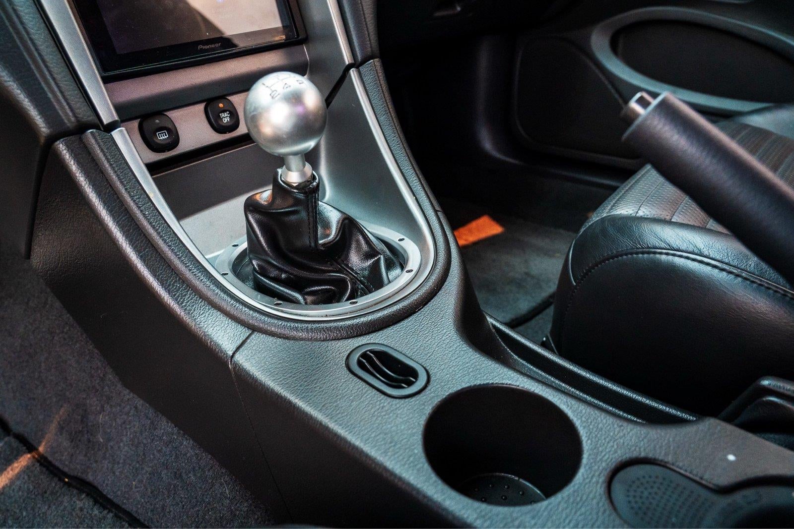 2004 Ford Mustang Premium Mach 1