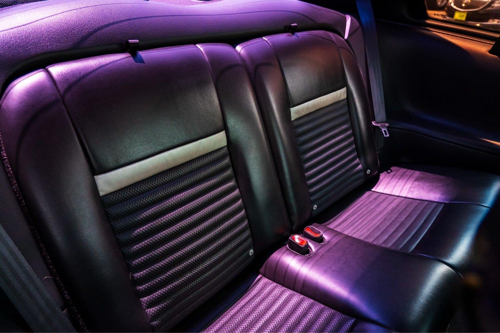2004 Ford Mustang Premium Mach 1