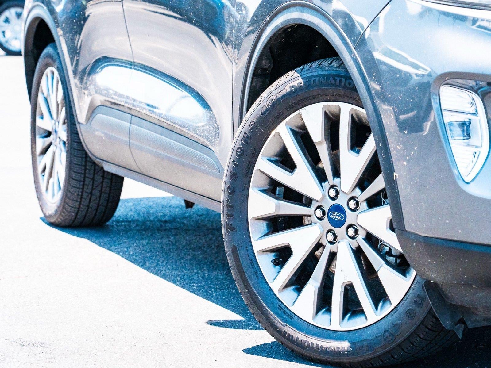 2022 Ford Escape Titanium
