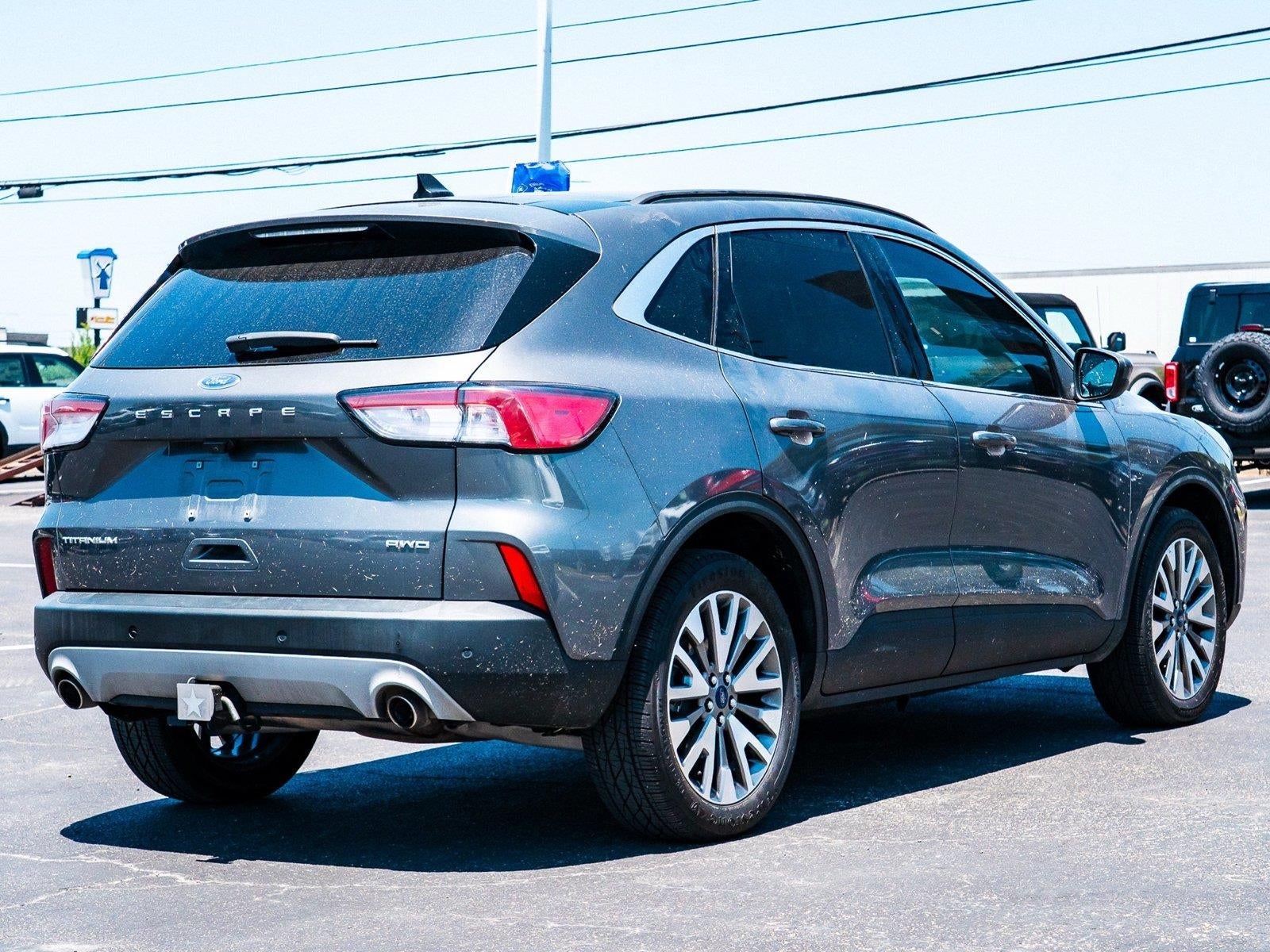 2022 Ford Escape Titanium